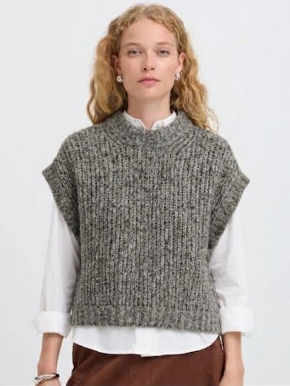 NWT B. Young Wool Blend Sleeveless Sweater Boxy Vest Slipover Gray Knit XS